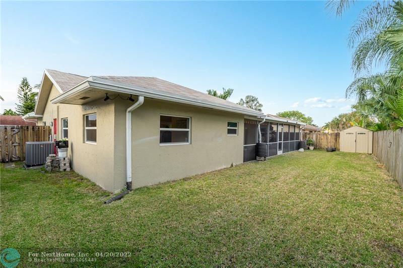 1750 NW 43rd St, Oakland Park, FL 33309