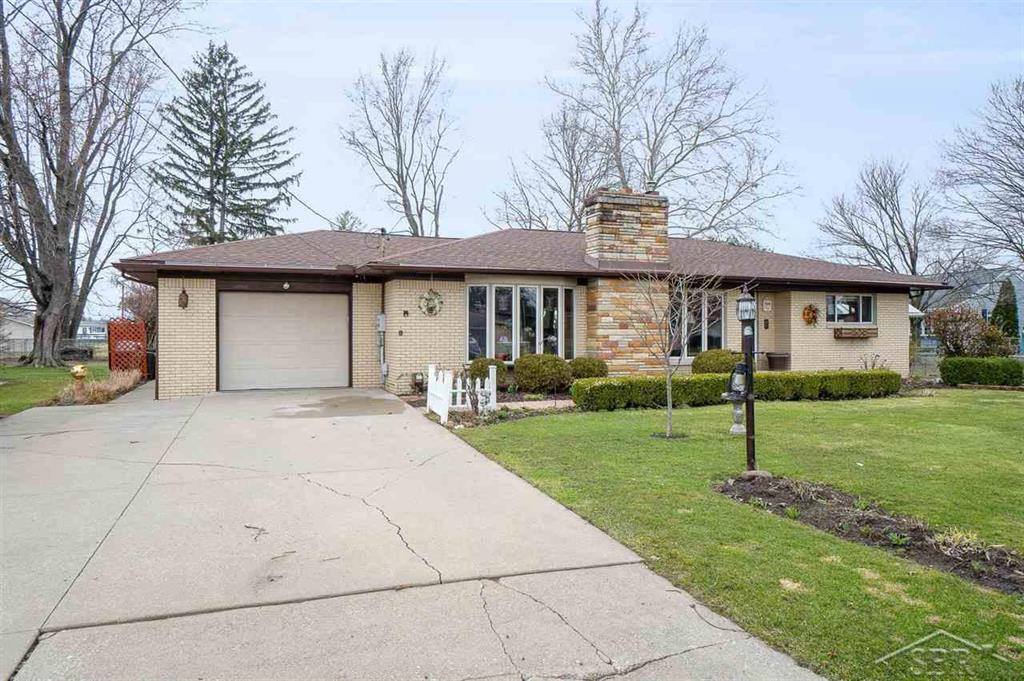 7805 Ash St, Birch Run Village, MI 48415