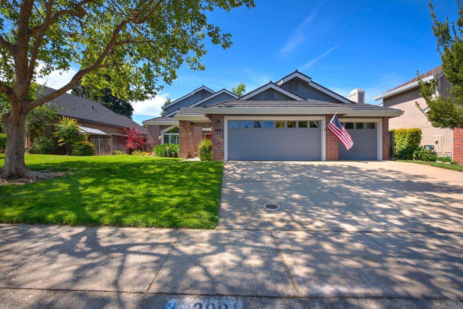 2991 Courtside Drive, Roseville, CA 95661