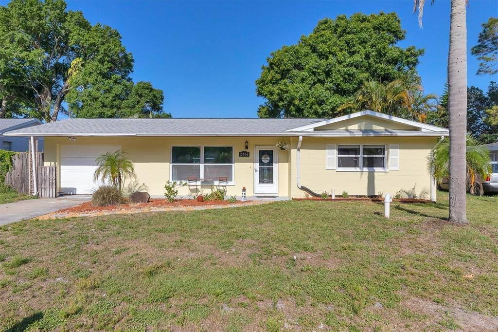2706 Wells Avenue, Sarasota, FL 34232