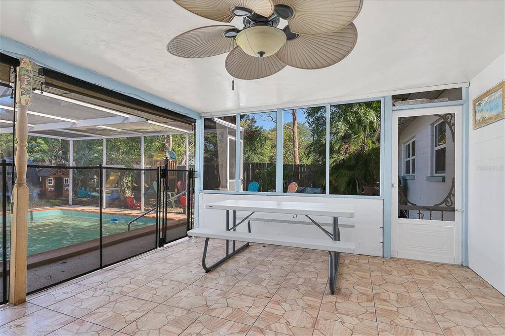 2706 Wells Avenue, Sarasota, FL 34232