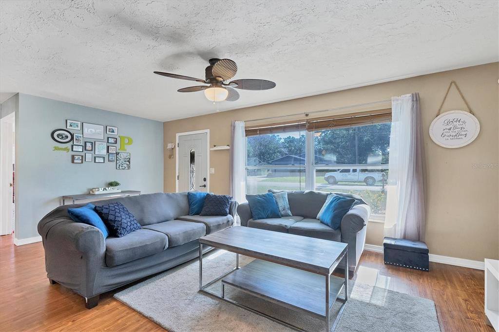 2706 Wells Avenue, Sarasota, FL 34232