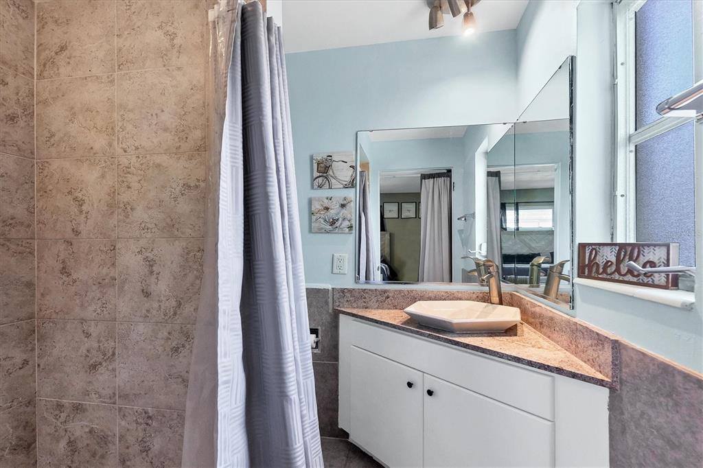 2706 Wells Avenue, Sarasota, FL 34232