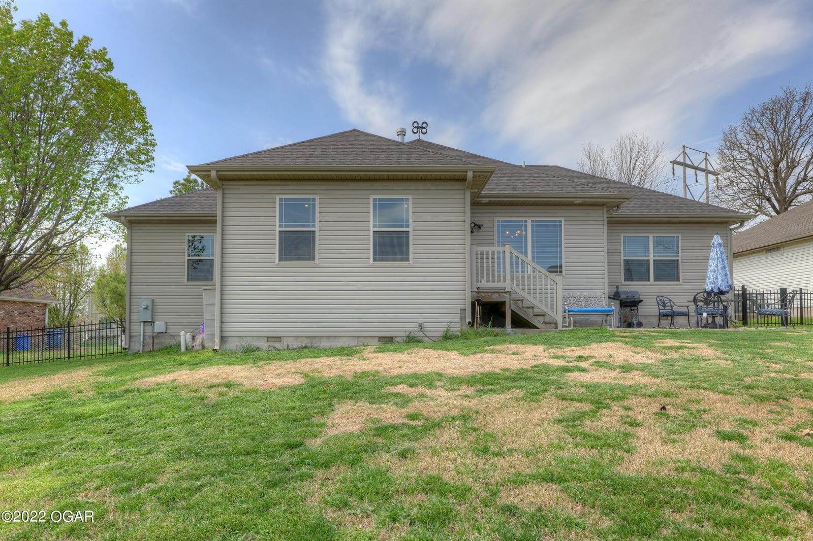 2821 North Park Avenue, Joplin, MO 64801