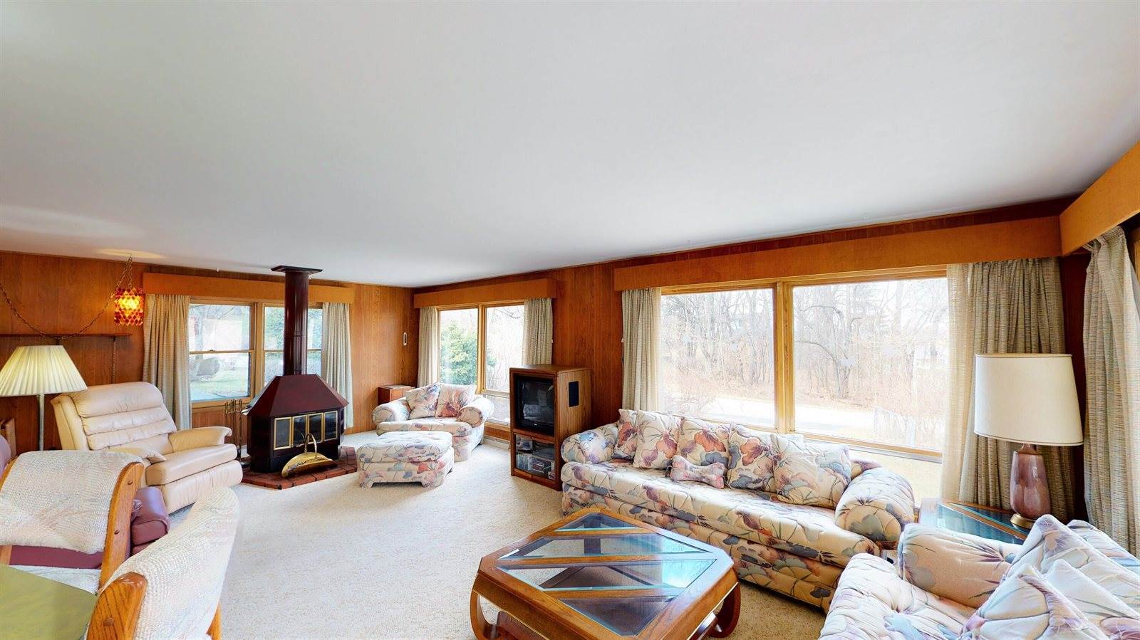 N7376 E Lakeshore Dr, Whitewater, WI 53190