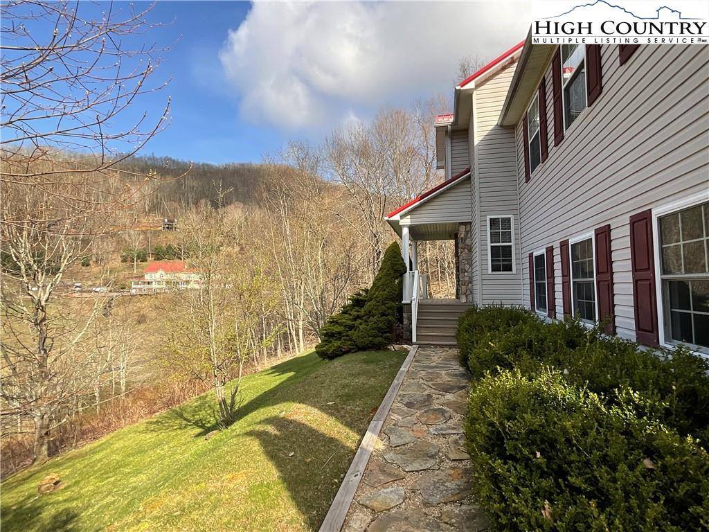 835 Grady Winkler, Boone, NC 28607