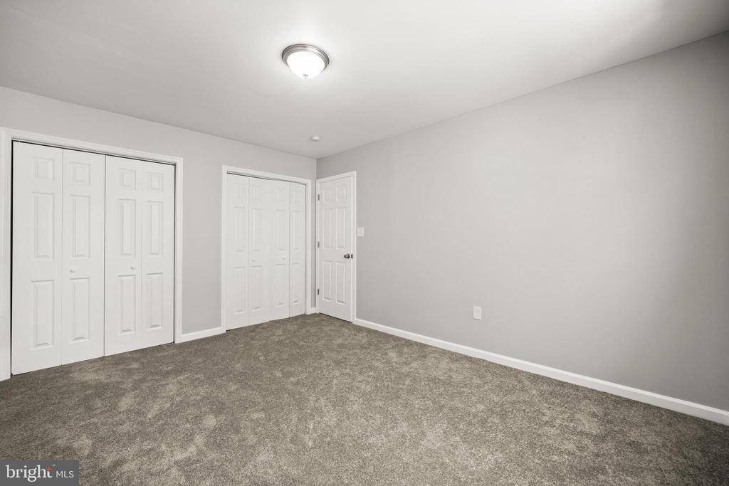 23 Lanford Road, New Castle, DE 19720