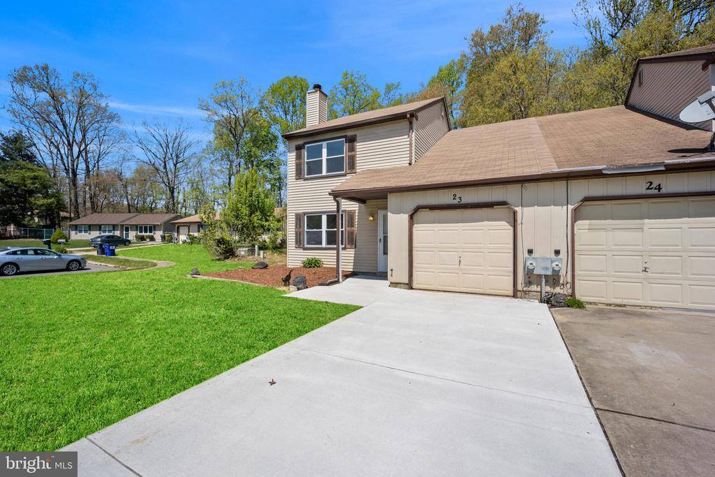 23 Lanford Road, New Castle, DE 19720