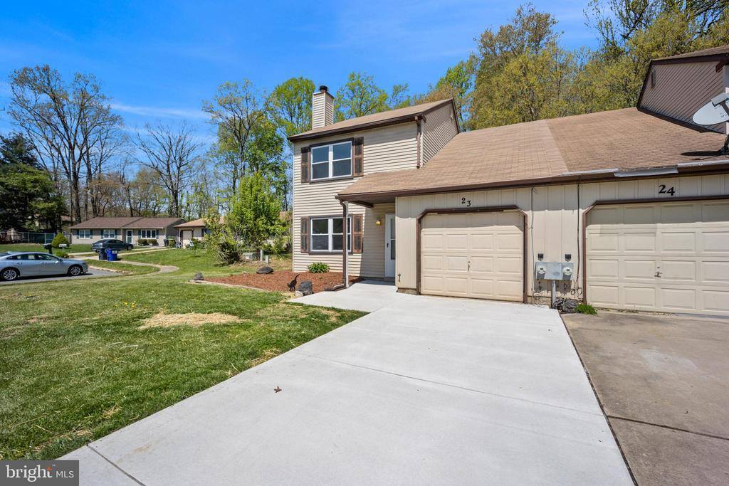 23 Lanford Road, New Castle, DE 19720