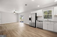 23 Lanford Road, New Castle, DE 19720