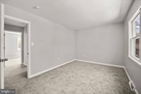 23 Lanford Road, New Castle, DE 19720