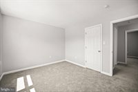 23 Lanford Road, New Castle, DE 19720