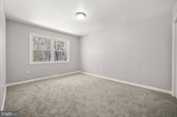 23 Lanford Road, New Castle, DE 19720