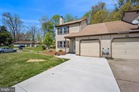 23 Lanford Road, New Castle, DE 19720