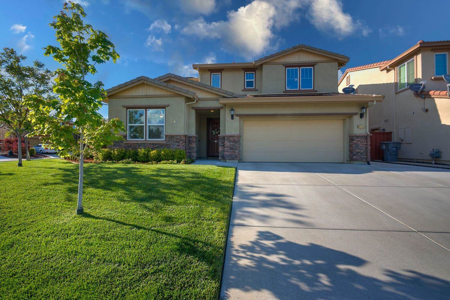 6458 Sonora Pass Way, Rocklin, CA 95765