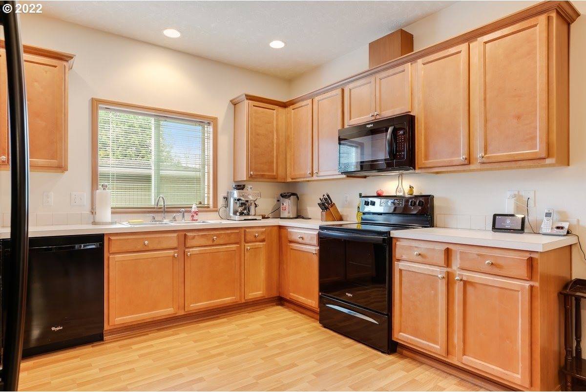 539 SE 135TH Ave, Portland, OR 97233