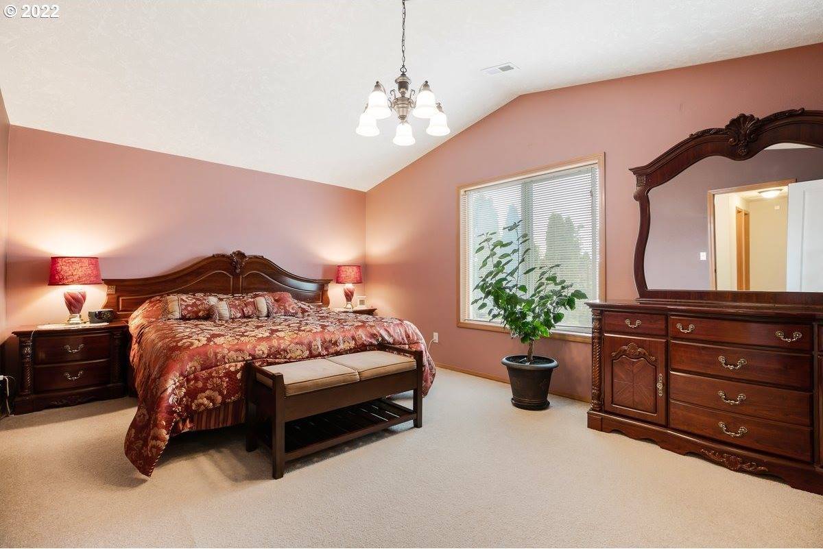 539 SE 135TH Ave, Portland, OR 97233