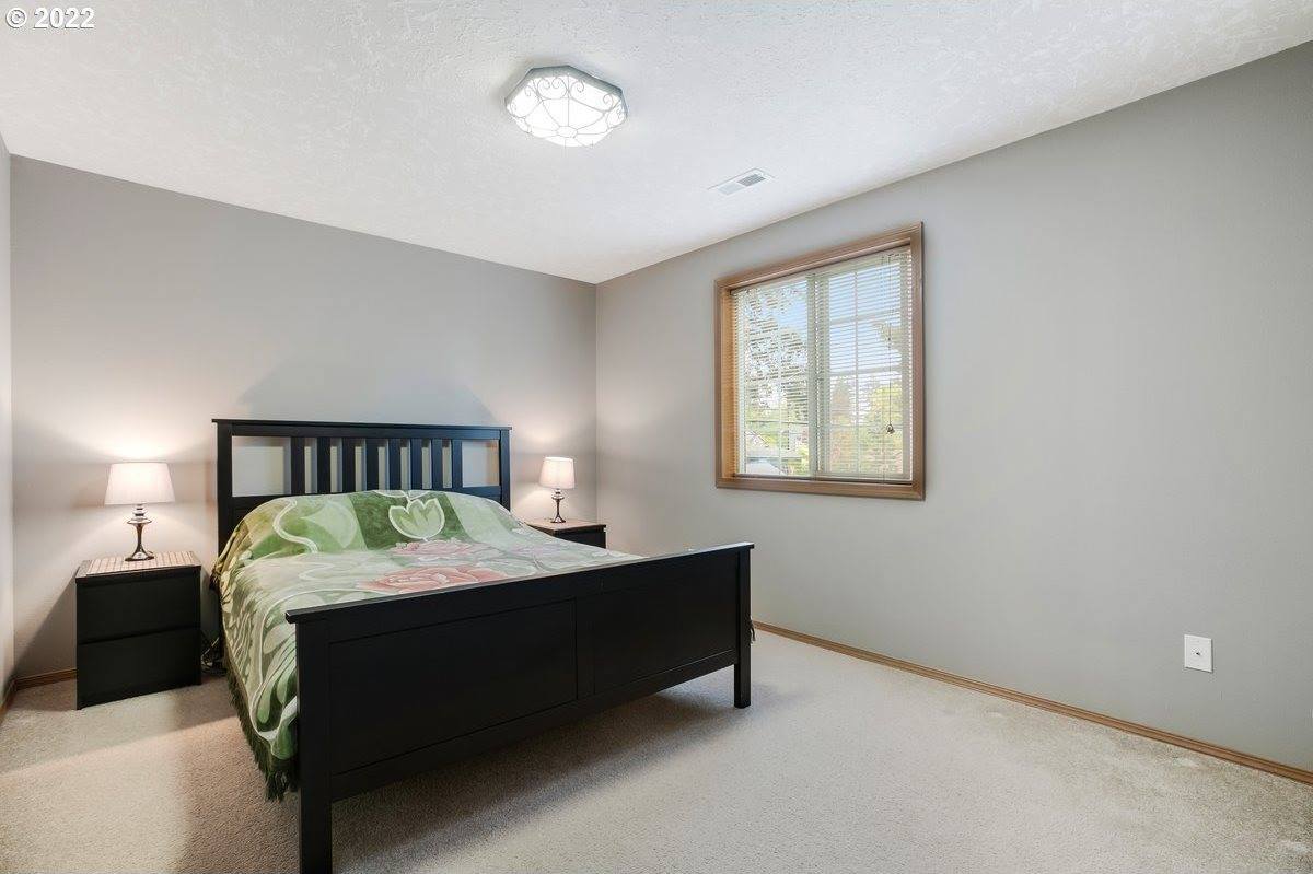 539 SE 135TH Ave, Portland, OR 97233