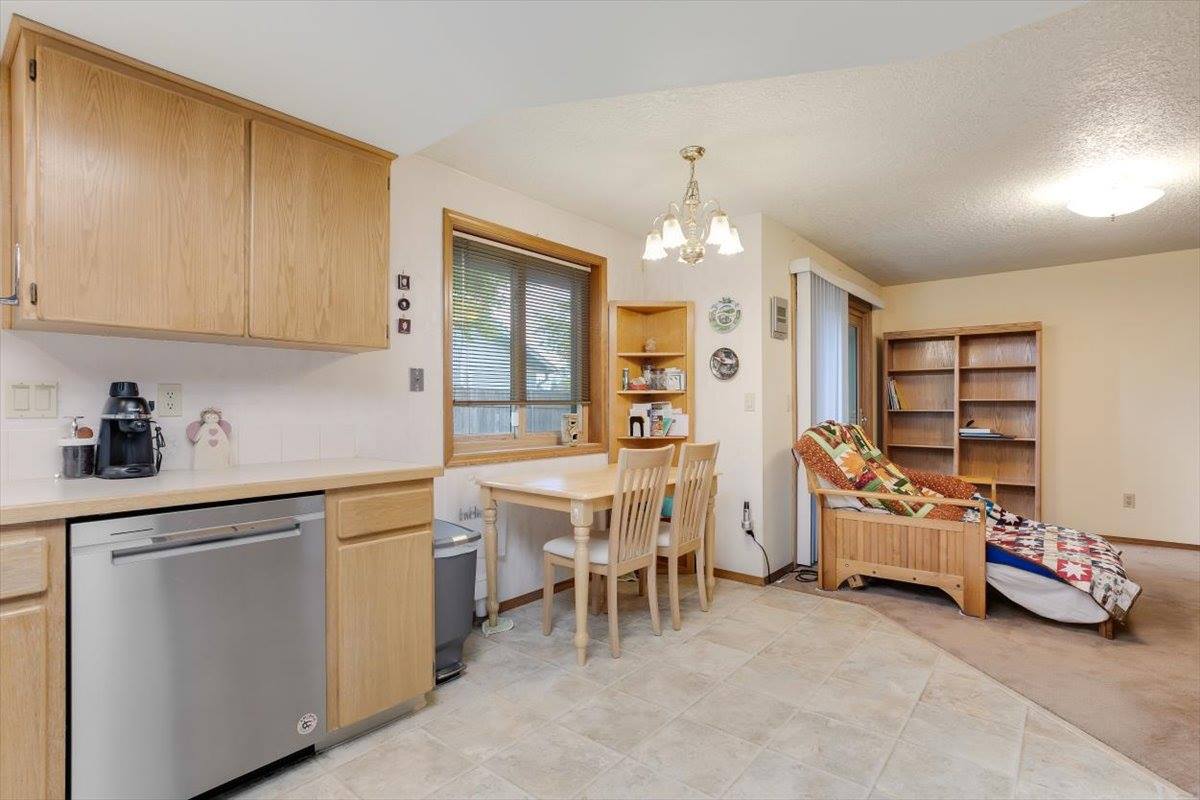 1500 SE Park Crest Ave, Vancouver, WA 98683