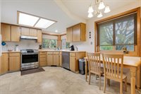 1500 SE Park Crest Ave, Vancouver, WA 98683