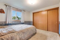 1500 SE Park Crest Ave, Vancouver, WA 98683