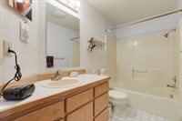 1500 SE Park Crest Ave, Vancouver, WA 98683