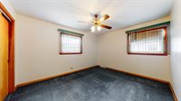 116 West Greenbriar Avenue, Chicago Heights, IL 60411