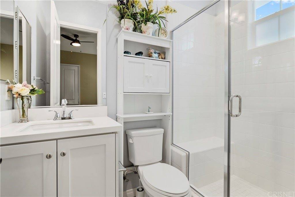 27672 Skylark Lane, Saugus, CA 91350