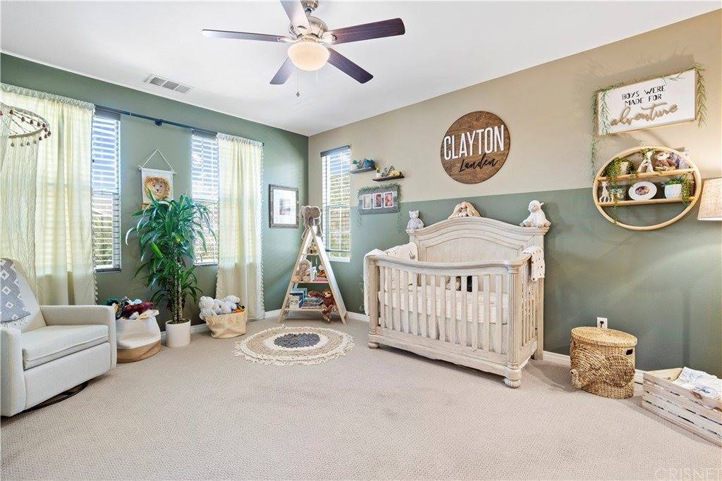 27672 Skylark Lane, Saugus, CA 91350