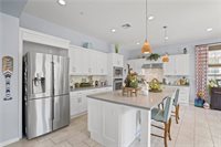 27672 Skylark Lane, Saugus, CA 91350