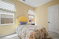 27672 Skylark Lane, Saugus, CA 91350