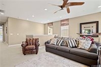 27672 Skylark Lane, Saugus, CA 91350