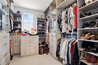 27672 Skylark Lane, Saugus, CA 91350