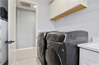 27672 Skylark Lane, Saugus, CA 91350