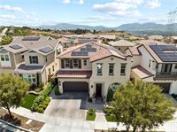 27672 Skylark Lane, Saugus, CA 91350