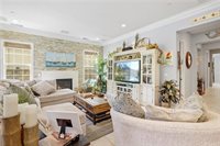 27672 Skylark Lane, Saugus, CA 91350