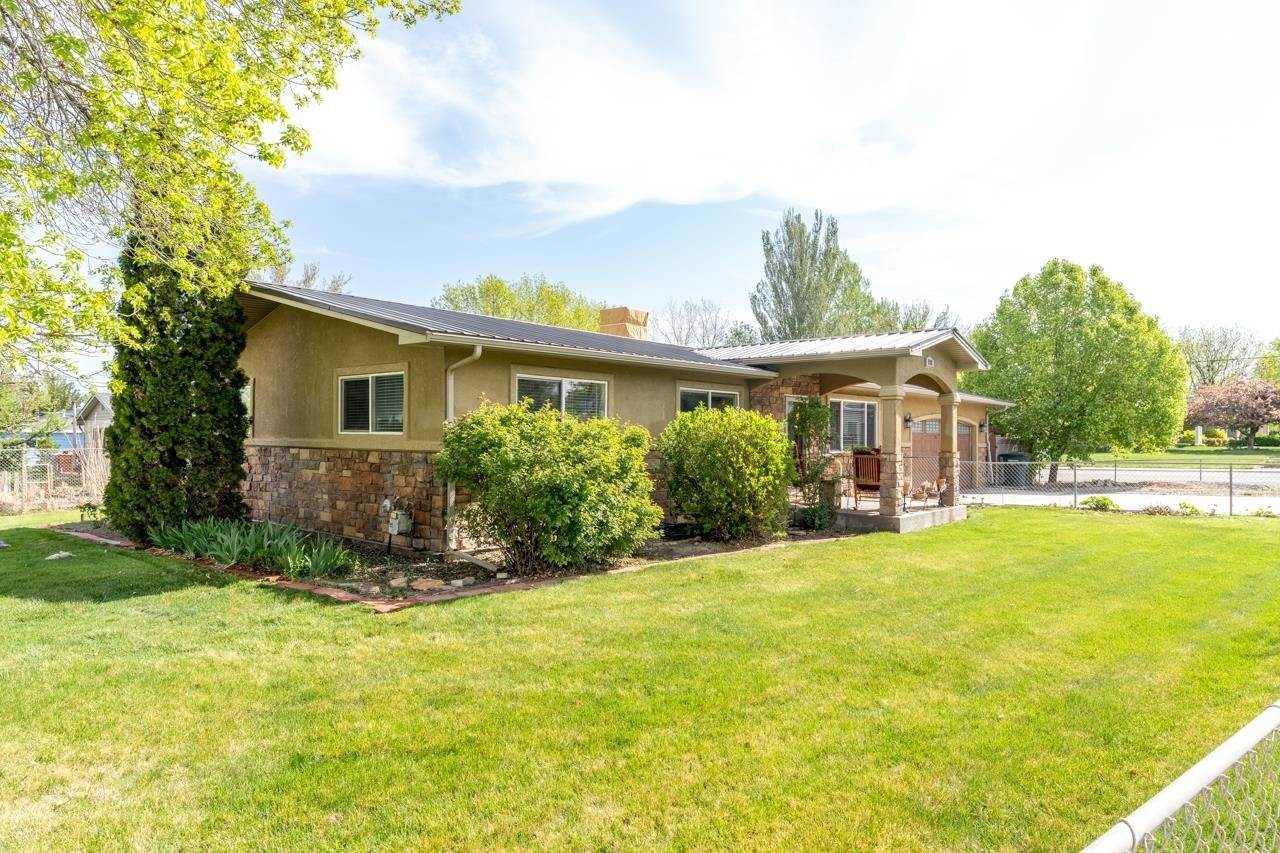 716 Hemlock Drive, Grand Junction, CO 81506