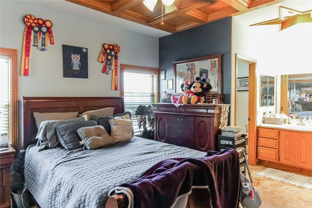 6739 Palm Avenue, Riverside, CA 92506