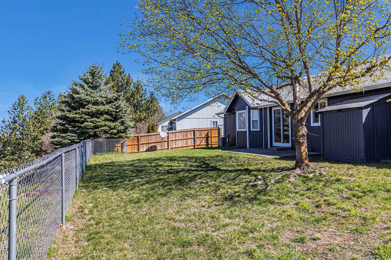 1905 N Foxglove Ln, Post Falls, ID 83854