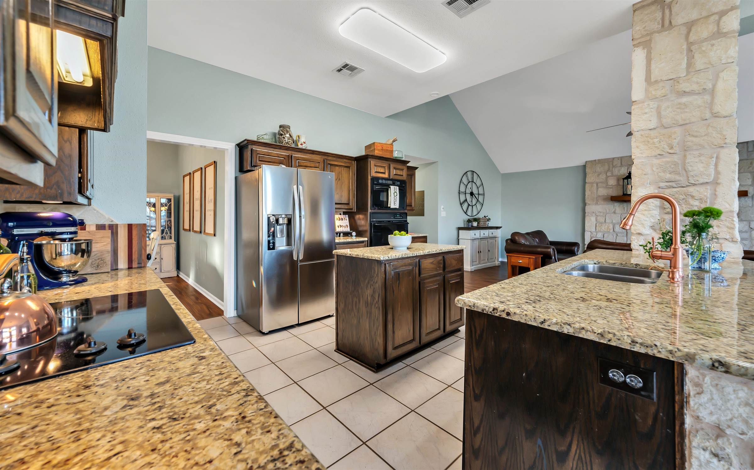 5390 Leroy Parkway, West, TX 76640