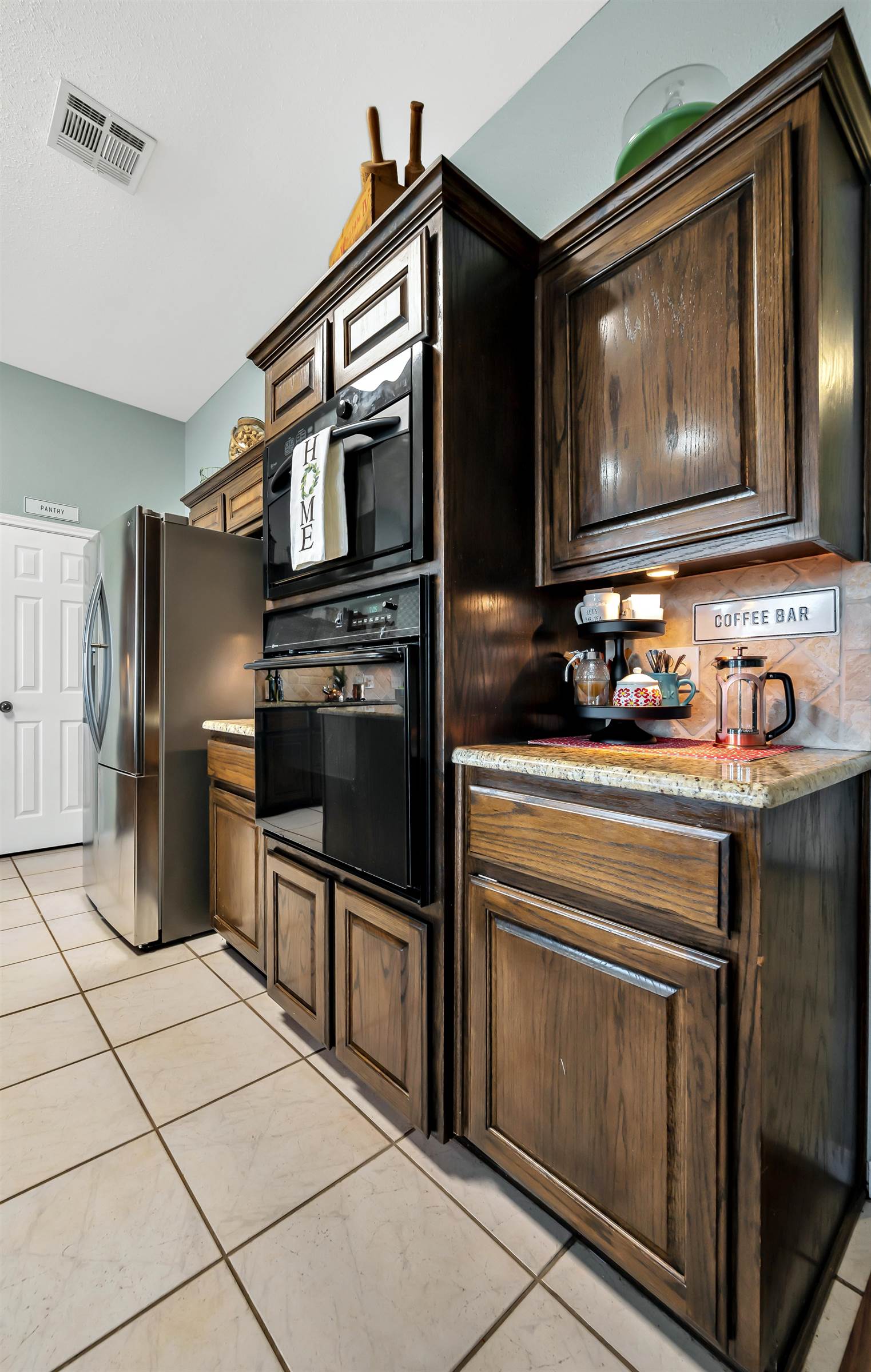 5390 Leroy Parkway, West, TX 76640