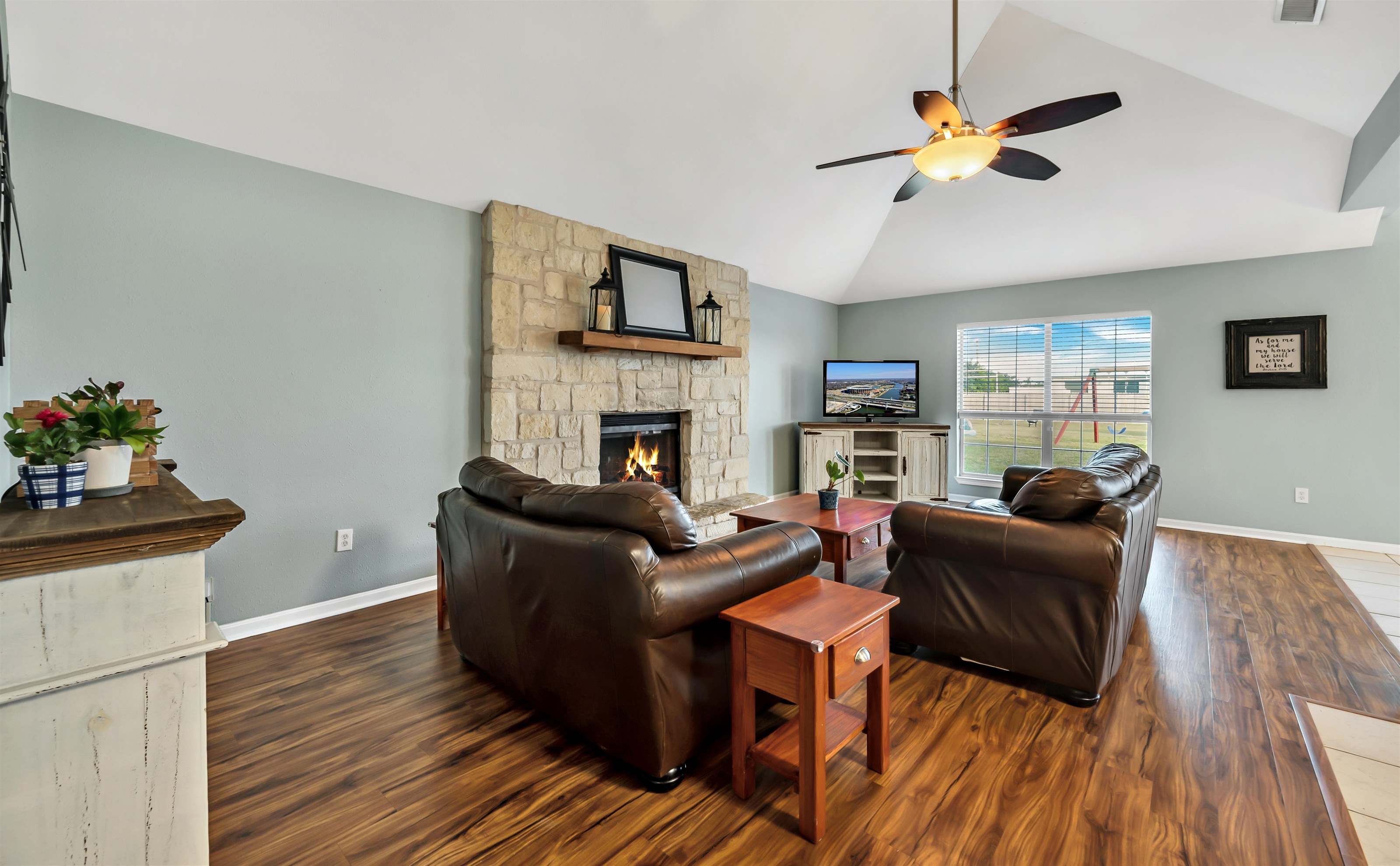 5390 Leroy Parkway, West, TX 76640