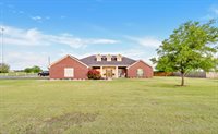 5390 Leroy Parkway, West, TX 76640