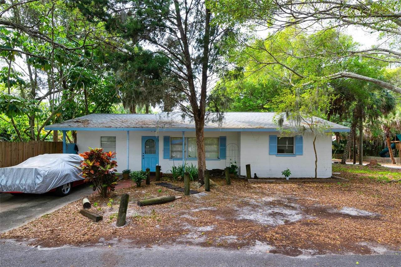 696 41st Street, Sarasota, FL 34234