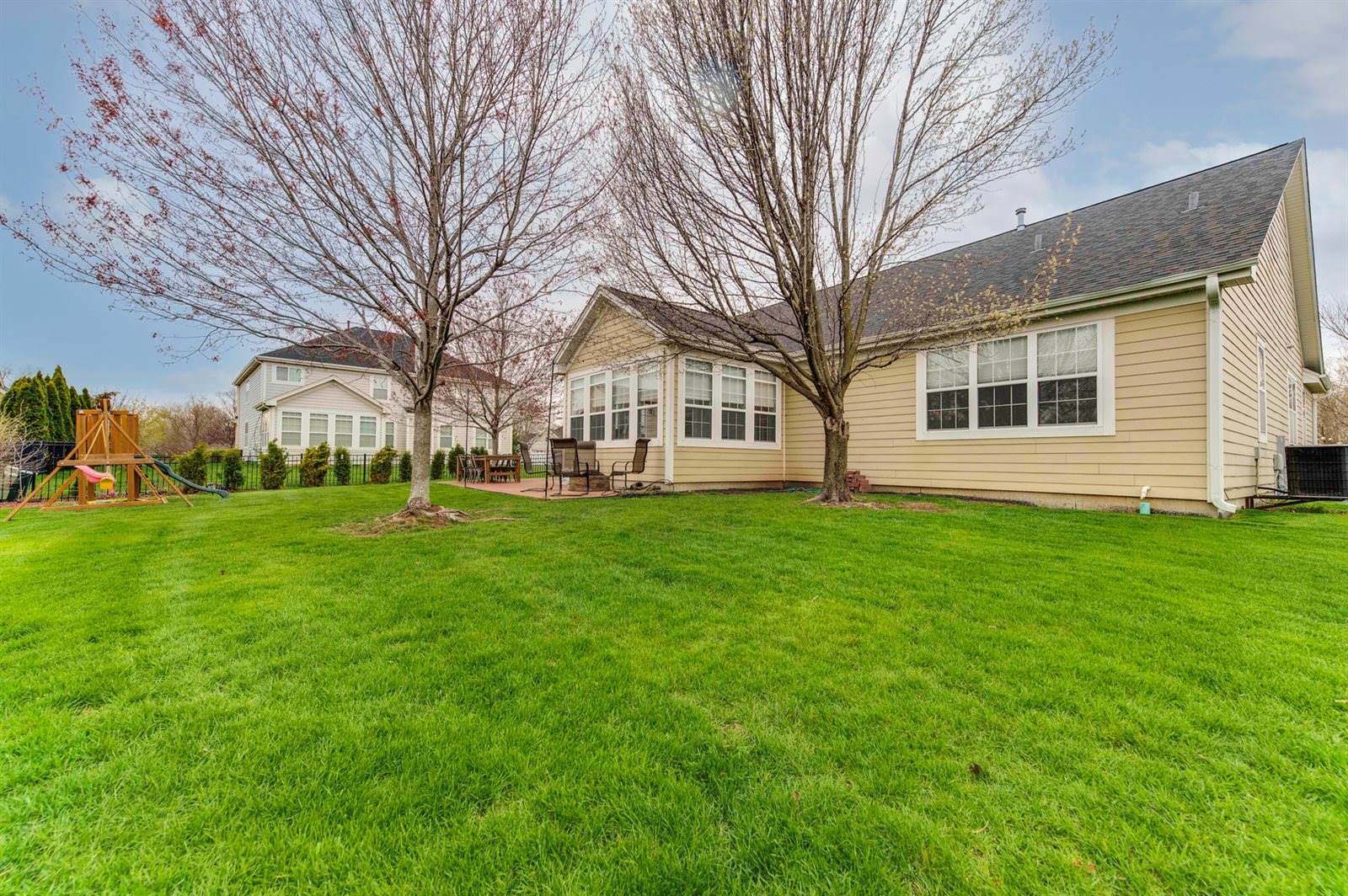 410 West Amberside Drive, Elgin, IL 60124