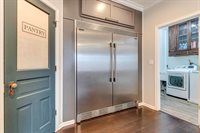 410 West Amberside Drive, Elgin, IL 60124