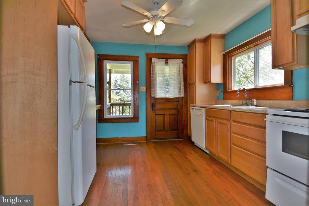 37 South Main Street, Loganville, PA 17342