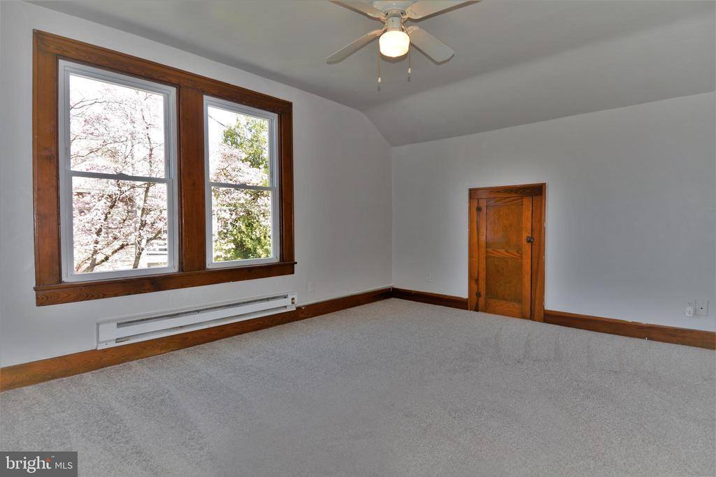 37 South Main Street, Loganville, PA 17342