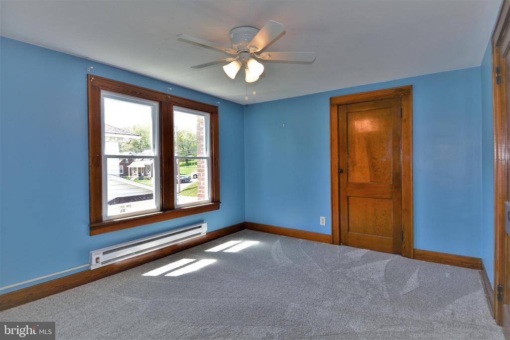 37 South Main Street, Loganville, PA 17342