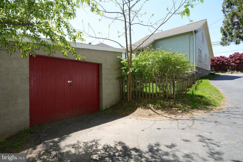 37 South Main Street, Loganville, PA 17342